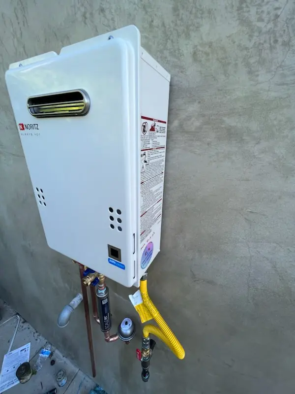 Tankless water heater installation for Lockland homes